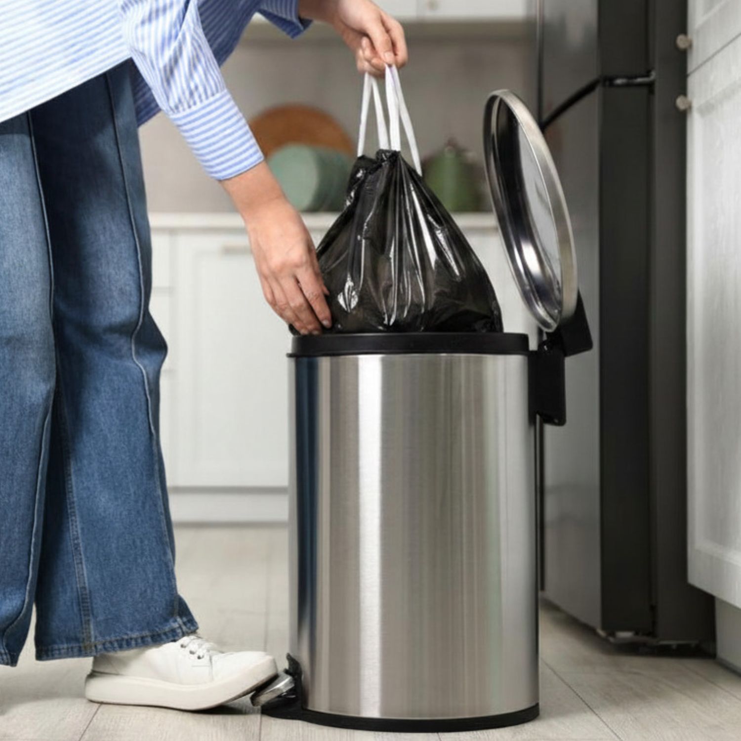 Müllbeutel 60L MIT ZUGBAND, EXTRA BREIT, schwarz, á25 Rolle